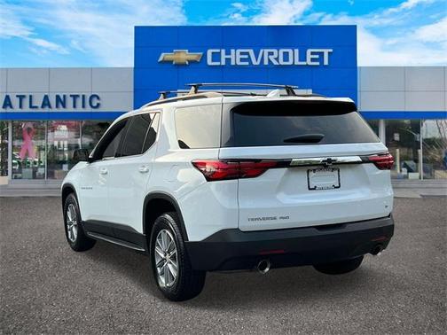 2022 Chevrolet Traverse LT Leather