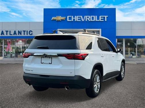 2022 Chevrolet Traverse LT Leather