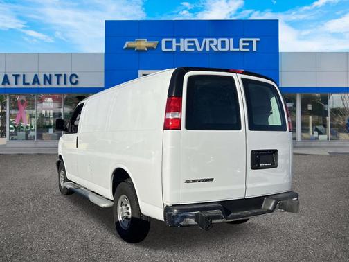 2024 Chevrolet Express 2500 Work Van
