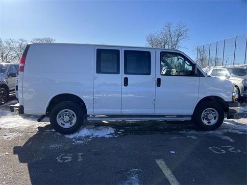2024 Chevrolet Express 2500 Work Van