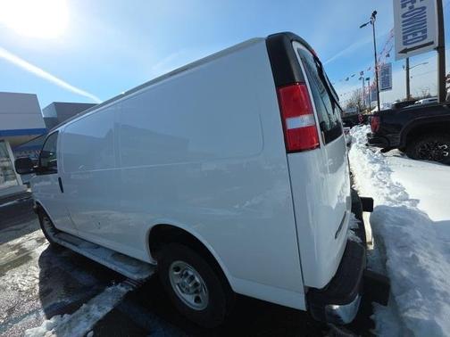 2024 Chevrolet Express 2500 Work Van