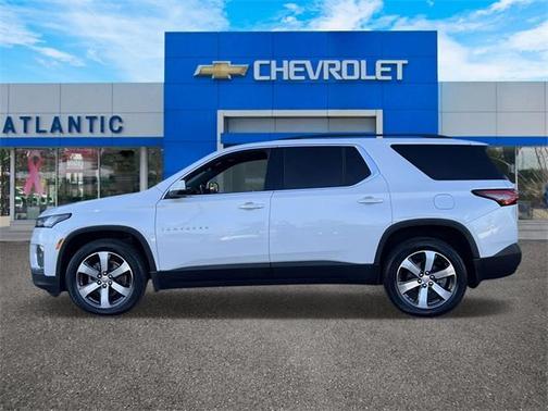 2022 Chevrolet Traverse LT Leather