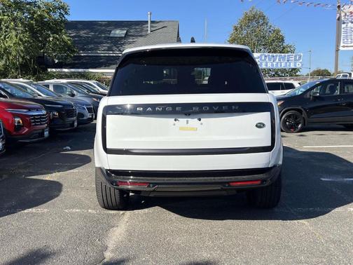2023 Land Rover Range Rover P400 SE