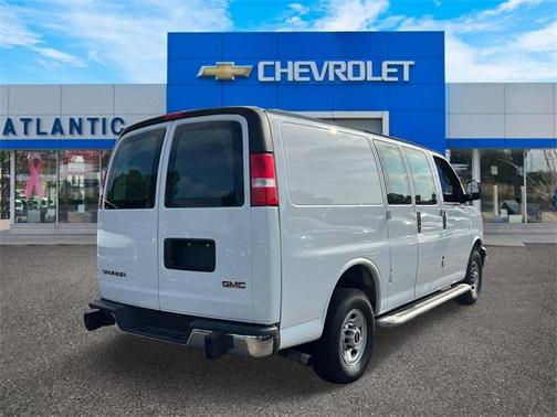 2023 GMC Savana 2500 Work Van