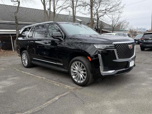 2024 Cadillac Escalade ESV Premium Luxury