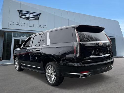 2024 Cadillac Escalade ESV Premium Luxury