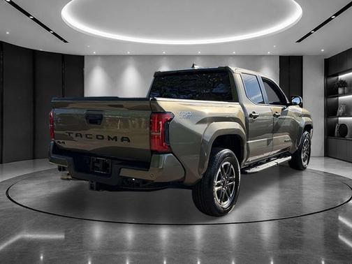 Bronze 2025 Toyota Tacoma TRD Sport