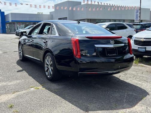 2014 Cadillac XTS Base