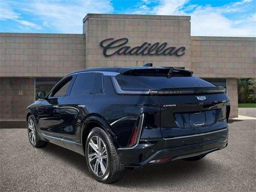 2023 Cadillac LYRIQ Luxury