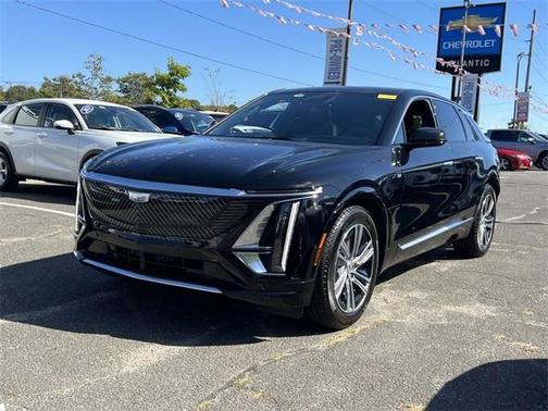 2023 Cadillac LYRIQ Luxury