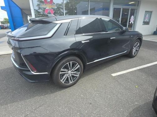 2023 Cadillac LYRIQ Luxury