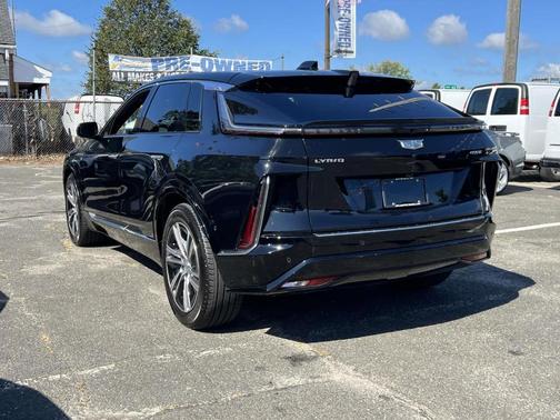 2023 Cadillac LYRIQ Luxury