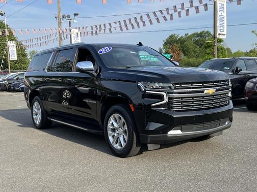 2023 Chevrolet Suburban Premier