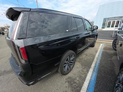 2022 Cadillac Escalade Sport Platinum