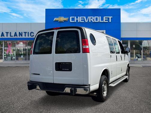 Summit White 2024 Chevrolet Express 2500 Work Van