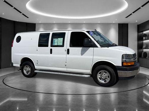 Summit White 2024 Chevrolet Express 2500 Work Van