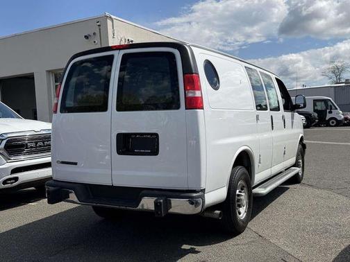 Summit White 2024 Chevrolet Express 2500 Work Van