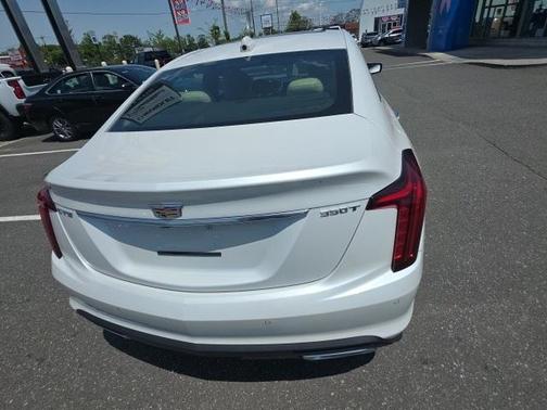 2022 Cadillac CT5 Premium Luxury RWD