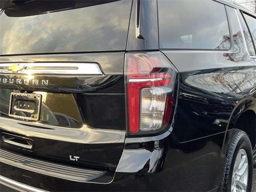 2024 Chevrolet Suburban LT