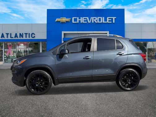 Shadow Gray Metallic 2022 Chevrolet Trax LT
