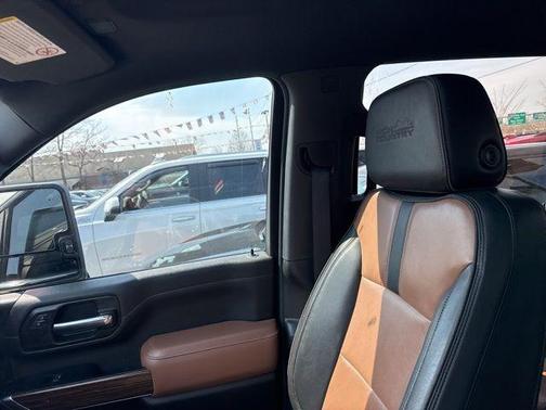 Summit White 2022 Chevrolet Silverado 3500 High Country