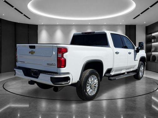 Summit White 2022 Chevrolet Silverado 3500 High Country