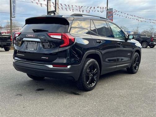2022 GMC Terrain AT4