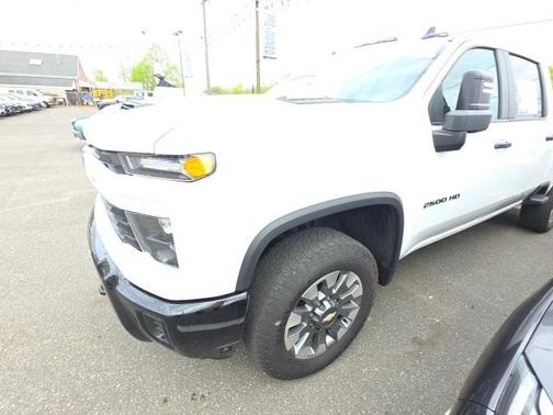 2024 Chevrolet Silverado 2500 Custom