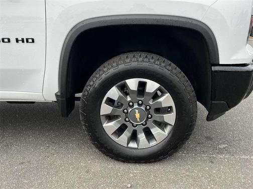 2024 Chevrolet Silverado 2500 Custom