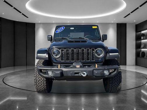 Black Clearcoat 2024 Jeep Wrangler Rubicon 392