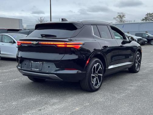 2025 Chevrolet Equinox EV LT