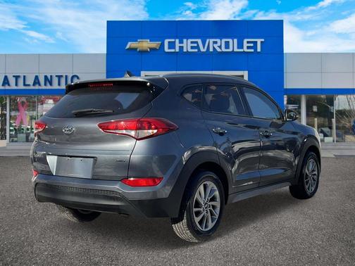 2017 Hyundai TUCSON SE Plus