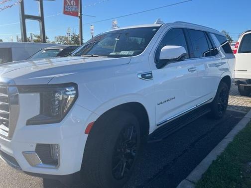 2022 GMC Yukon SLT