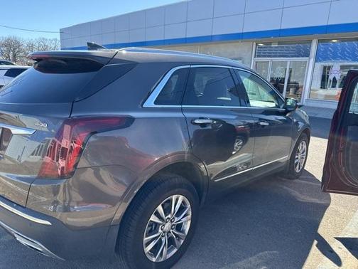 2020 Cadillac XT5 Premium Luxury