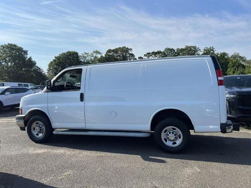2023 Chevrolet Express 2500 Work Van