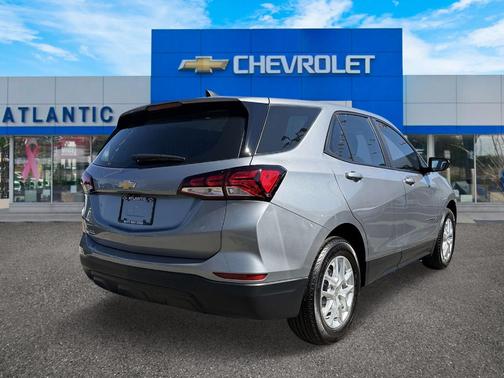 Sterling Gray Metallic 2024 Chevrolet Equinox LS