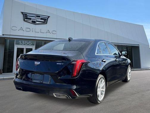 2023 Cadillac CT4 Luxury