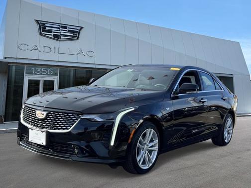 2023 Cadillac CT4 Luxury