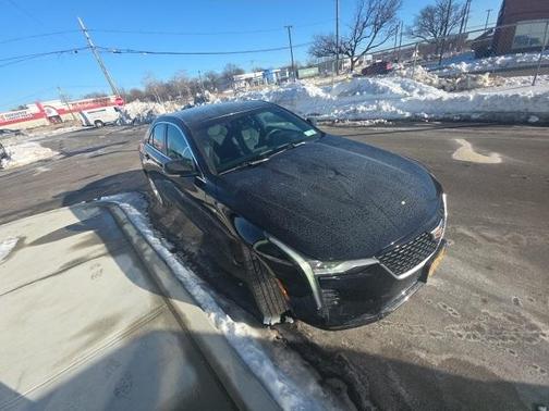 2023 Cadillac CT4 Luxury