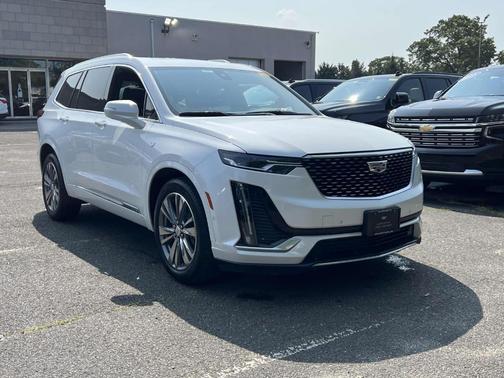 2021 Cadillac XT6 Premium Luxury AWD