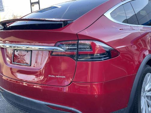 2020 Tesla Model X Long Range