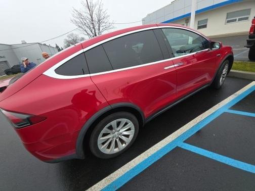 2020 Tesla Model X Long Range