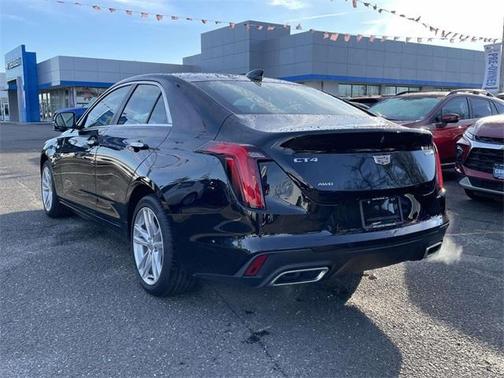 2023 Cadillac CT4 Luxury