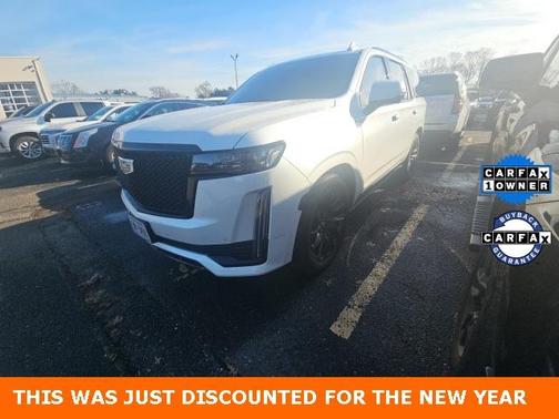 2023 Cadillac Escalade Sport