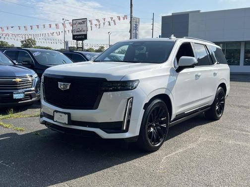 2023 Cadillac Escalade Sport