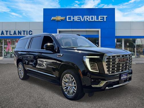 Onyx Black 2025 GMC Yukon XL Denali