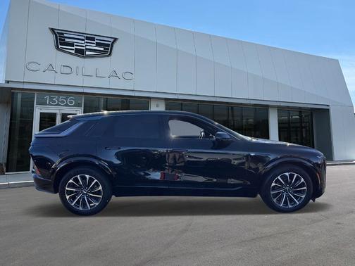 2024 Cadillac LYRIQ Sport