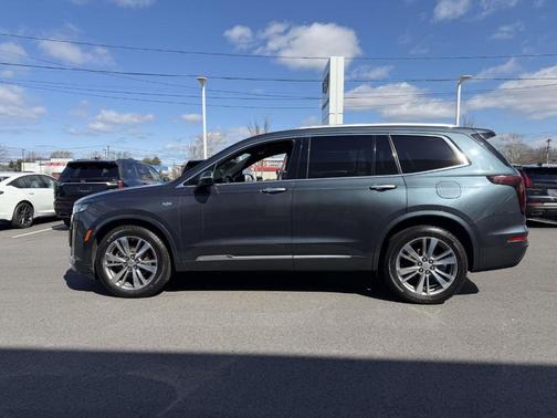 Shadow Metallic 2020 Cadillac XT6 Premium Luxury FWD