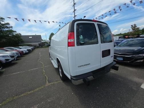 2023 GMC Savana 2500 Work Van