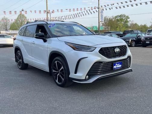 2022 Toyota Highlander XSE